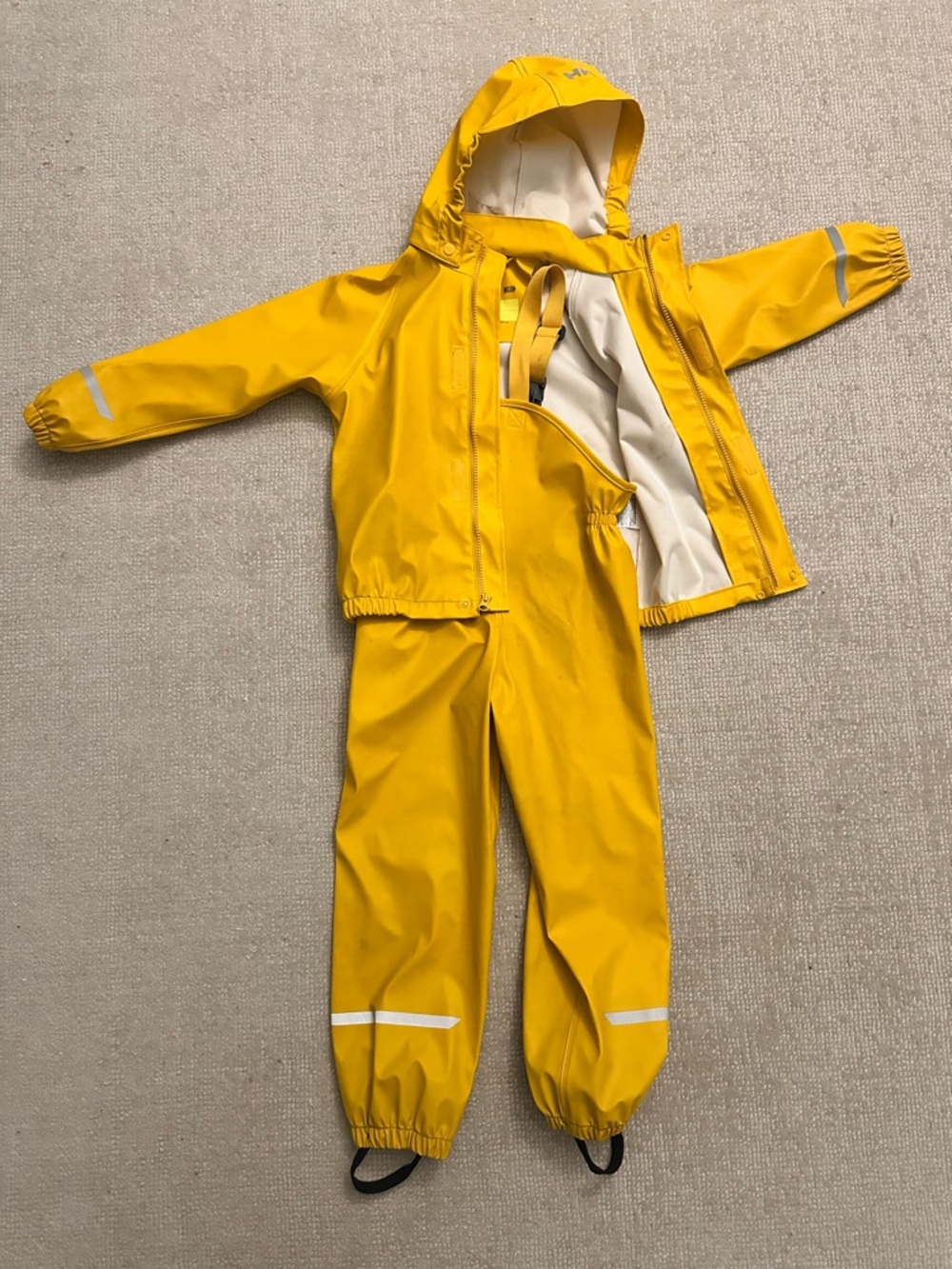 Helly Hansen waterproof Bergen 2.0 2-piece rain suit - Picture 2 of 10